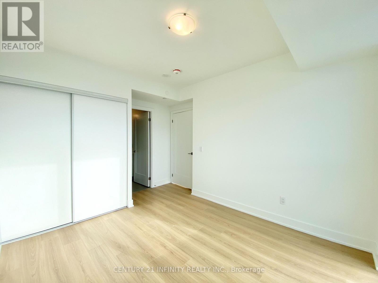 2006 - 2545 Simcoe Street N, Oshawa, Ontario  L1H 7K4 - Photo 5 - E12991642