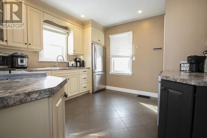 247 Willow Ave, Sault Ste. Marie, Ontario  P6B 5B4 - Photo 18 - SM260446