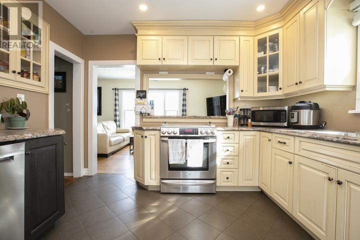 247 Willow Ave, Sault Ste. Marie, Ontario  P6B 5B4 - Photo 20 - SM260446