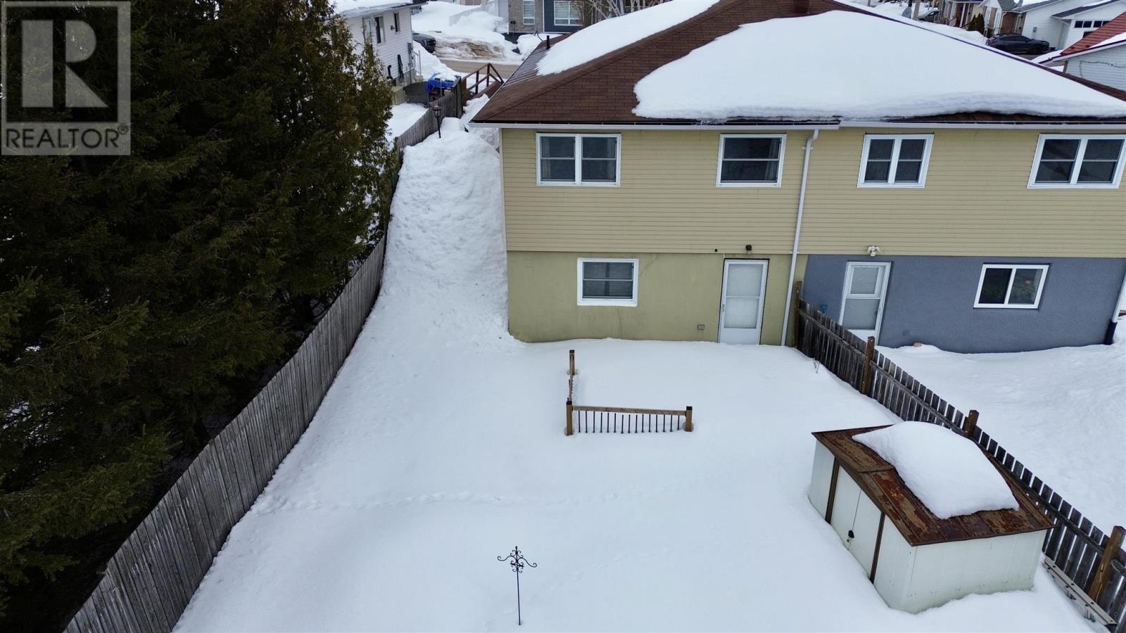 24 Mcquarrie Pl, Elliot Lake, Ontario  P5A 3C1 - Photo 7 - SM260630