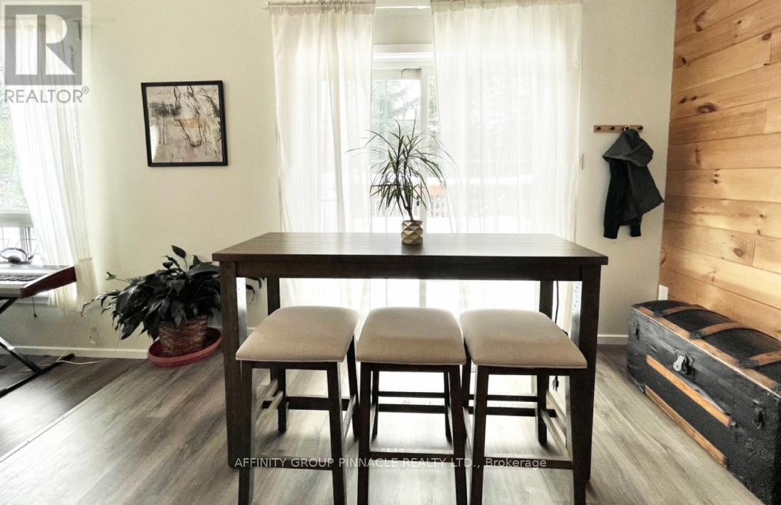 96 Pinewood Road, Mcdougall, Ontario  P2A 2W7 - Photo 8 - X12991604