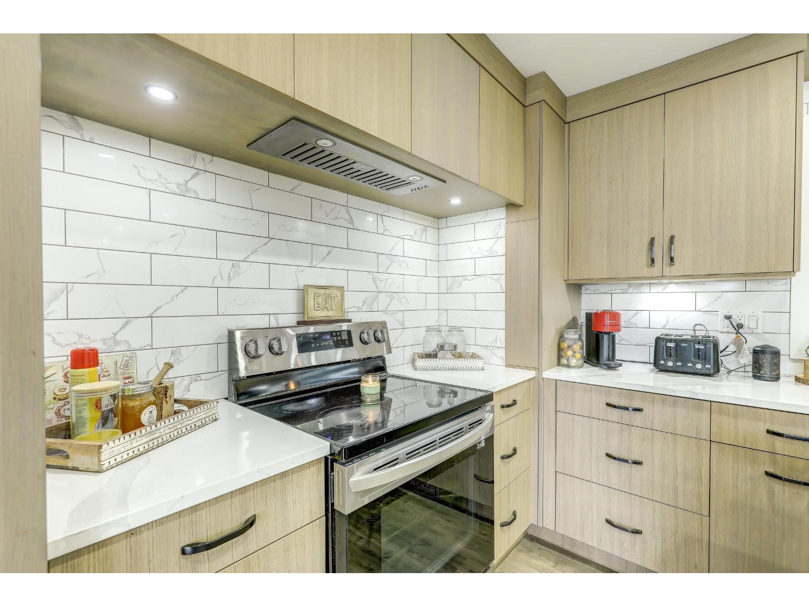 26970 32a Avenue, Langley, British Columbia  V4W 3G5 - Photo 12 - R3109104