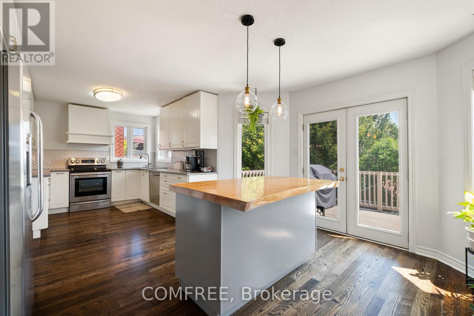 31 Metcalfe Drive, Bradford West Gwillimbury, Ontario  L3Z 3C8 - Photo 11 - N12991526