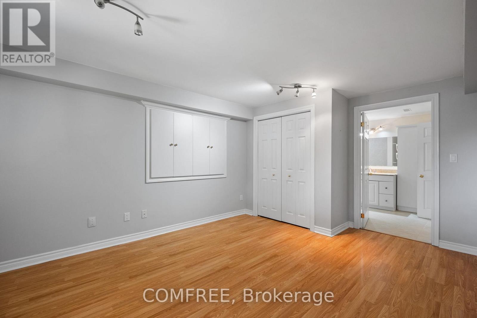 31 Metcalfe Drive, Bradford West Gwillimbury, Ontario  L3Z 3C8 - Photo 32 - N12991526