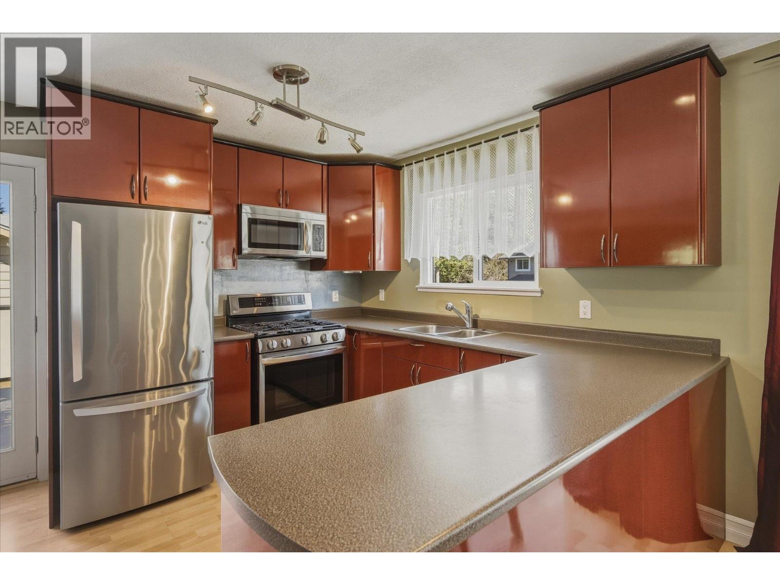 40463 Braemar Drive, Squamish, British Columbia  V8B 0P3 - Photo 9 - R3110200