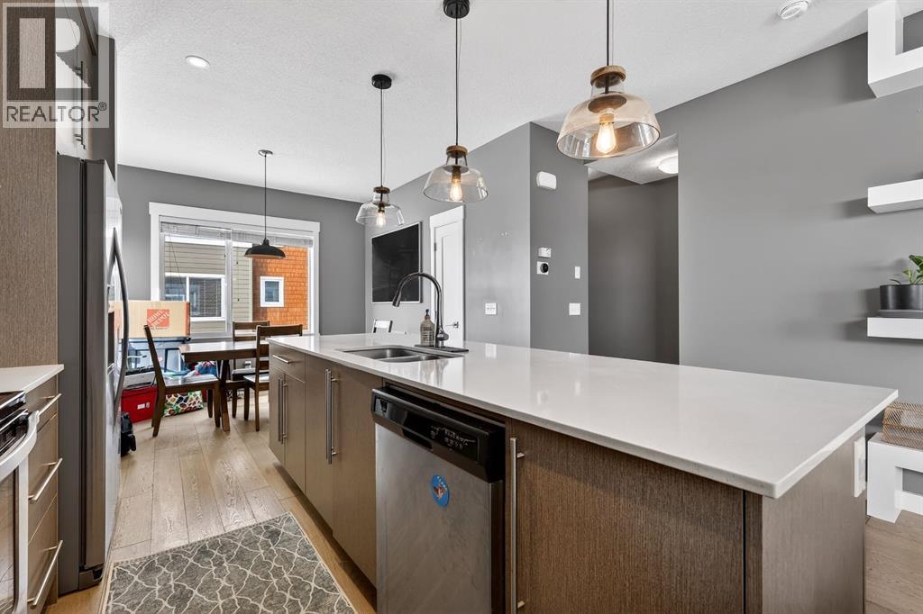 43, 111 Rainbow Falls Gate, Chestermere, Alberta  T1X 0Z5 - Photo 14 - A2297614