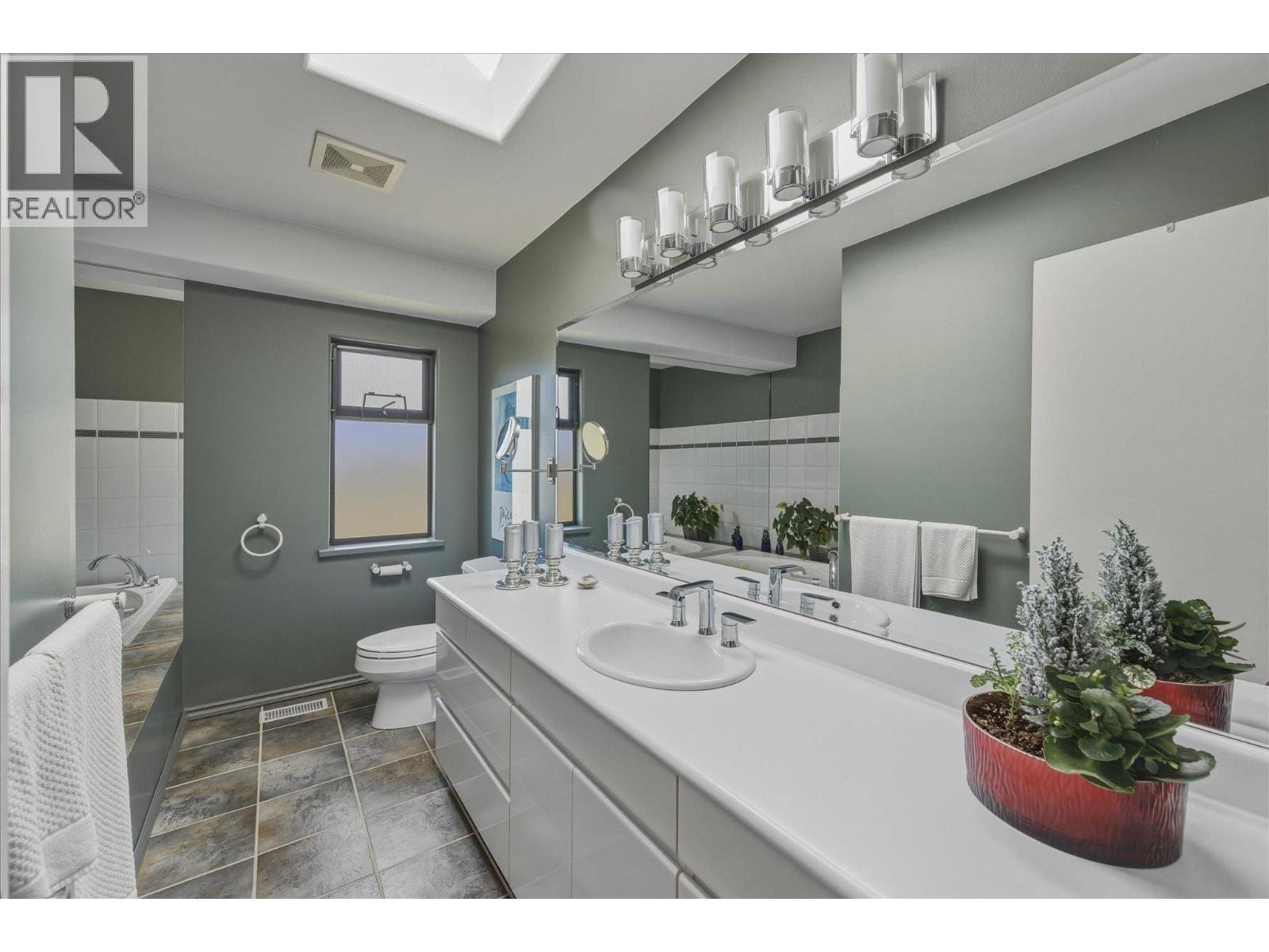 40463 Braemar Drive, Squamish, British Columbia  V8B 0P3 - Photo 20 - R3110200