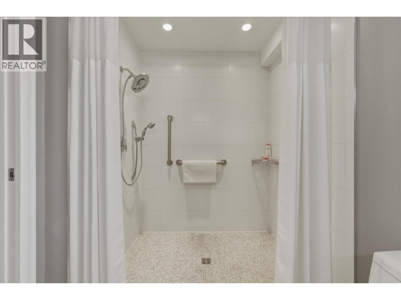 40463 Braemar Drive, Squamish, British Columbia  V8B 0P3 - Photo 32 - R3110200