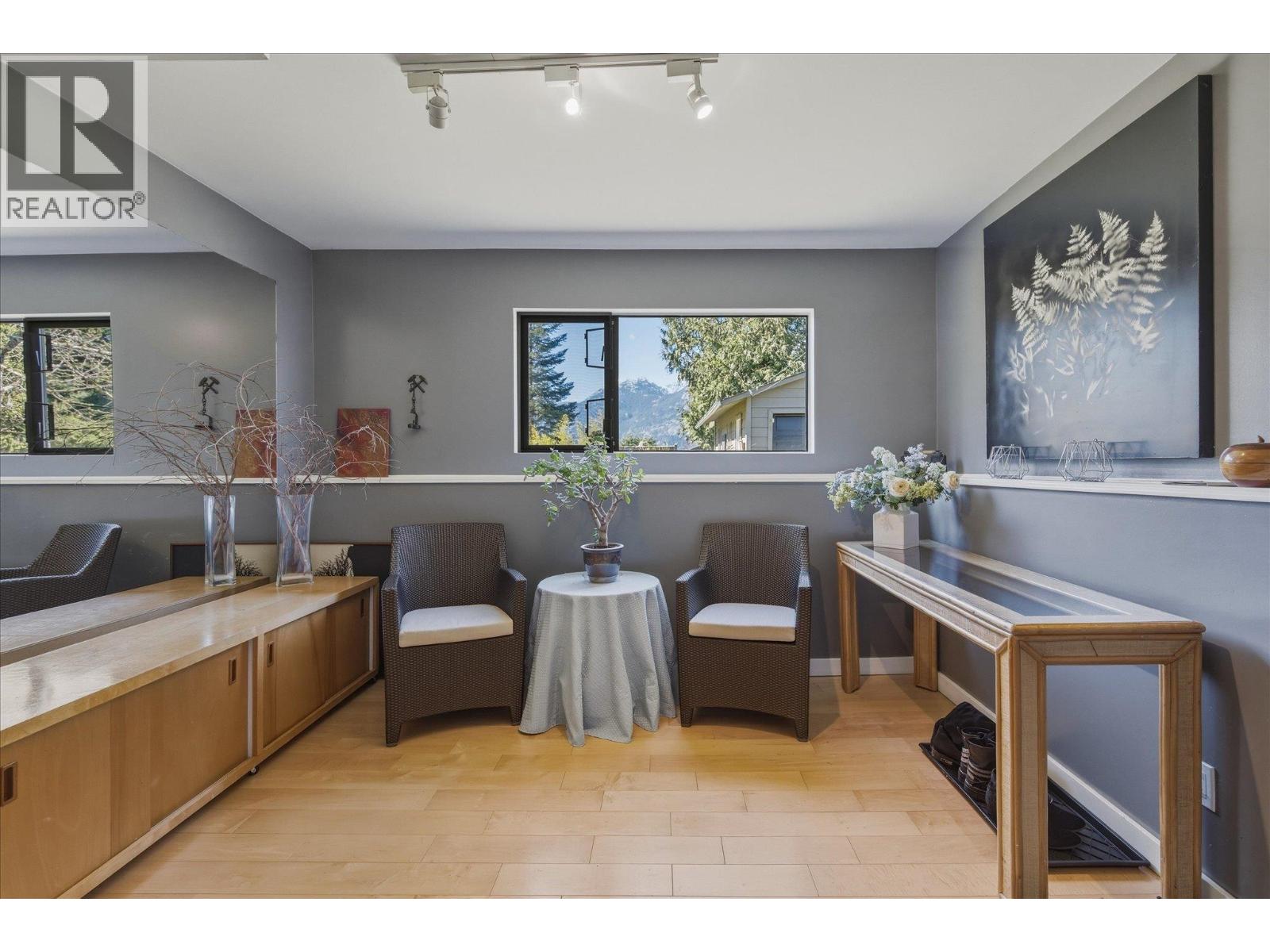 40463 Braemar Drive, Squamish, British Columbia  V8B 0P3 - Photo 34 - R3110200