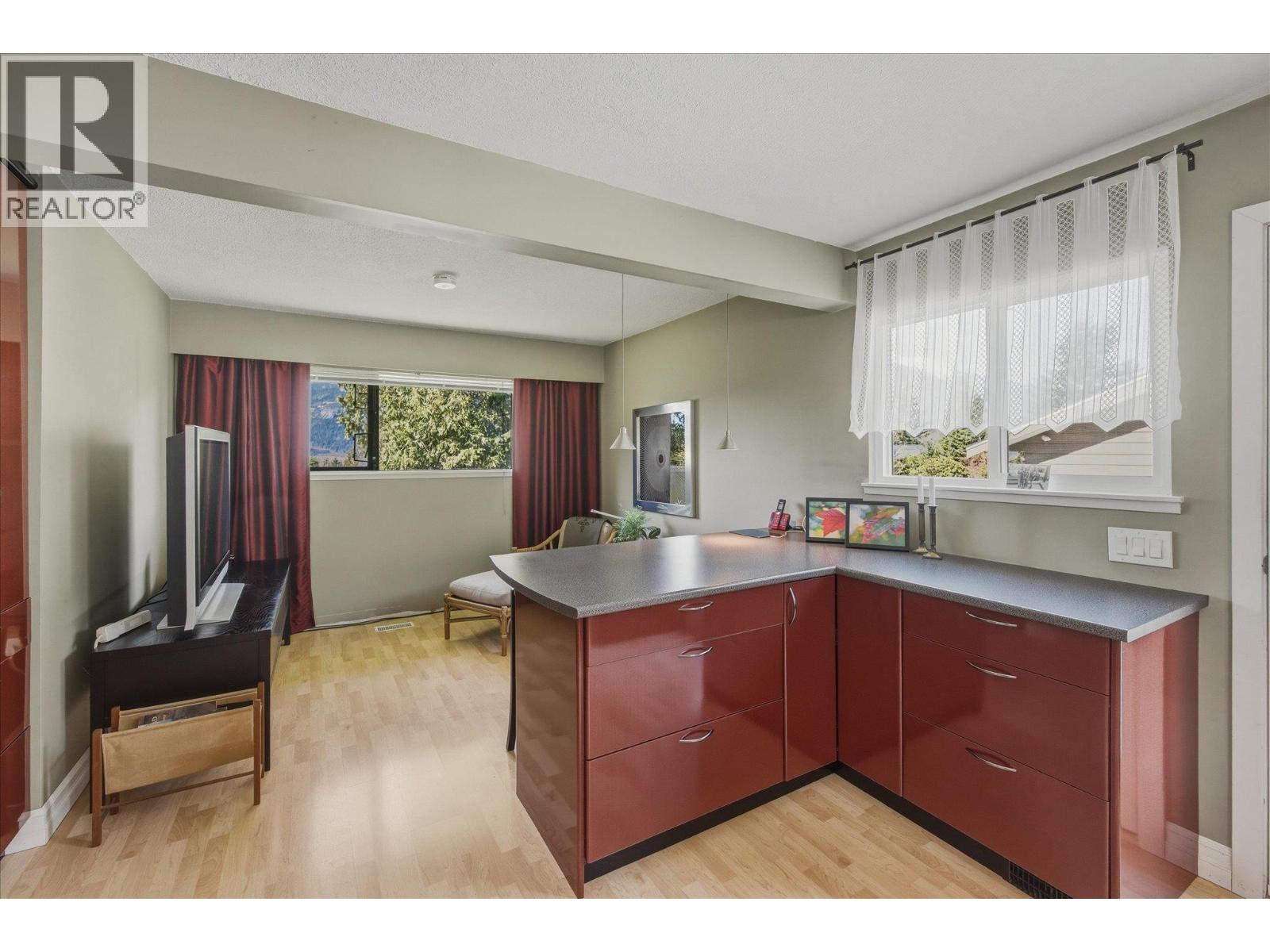 40463 Braemar Drive, Squamish, British Columbia  V8B 0P3 - Photo 13 - R3110200