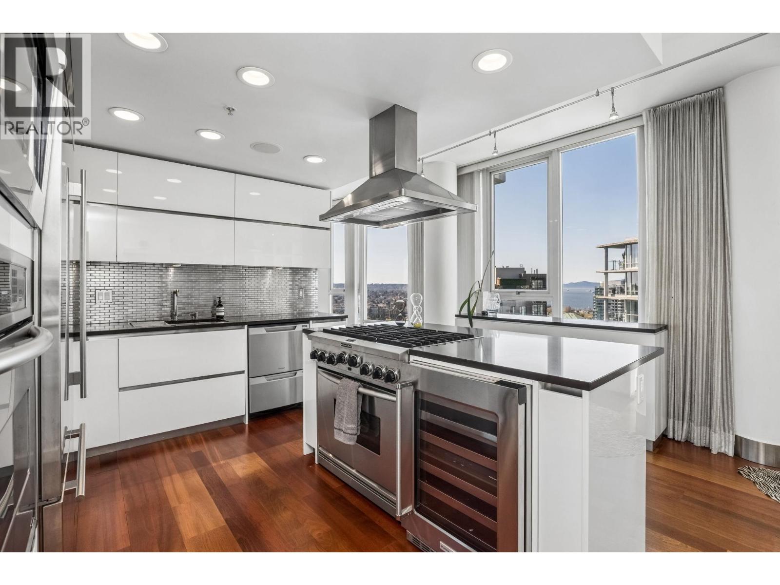 3701 1438 Richards Street, Vancouver, British Columbia  V6Z 3B8 - Photo 18 - R3110246