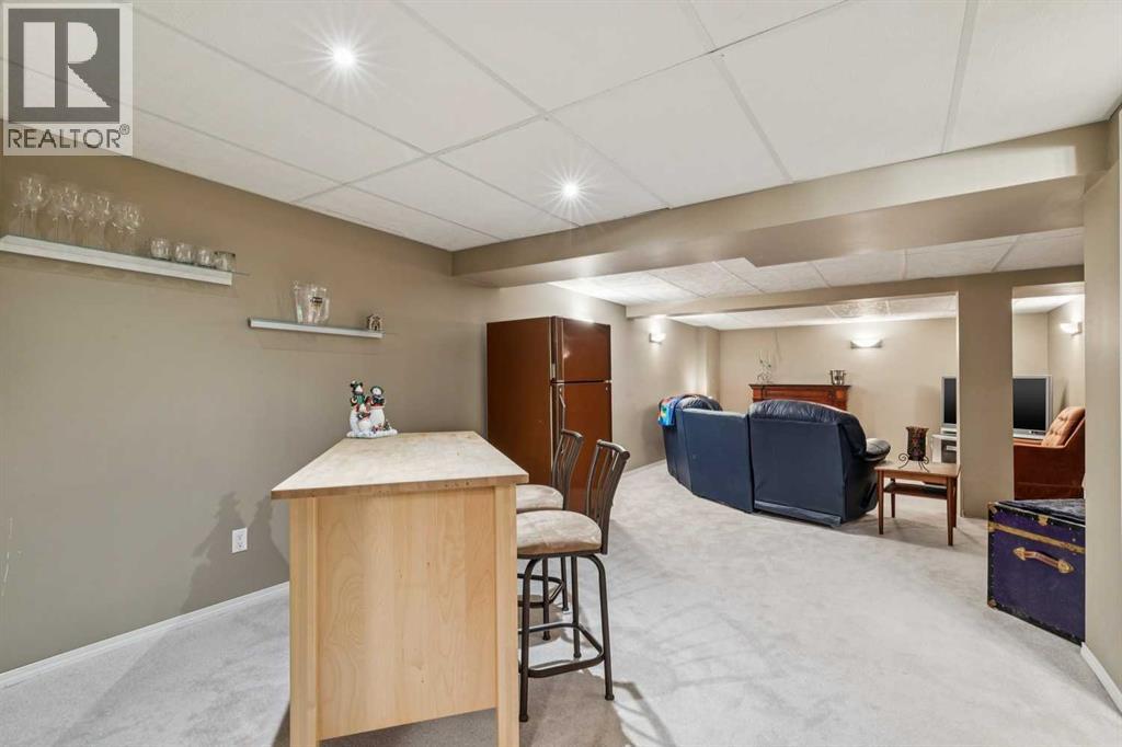 53 Somervale Point Sw, Calgary, Alberta  T2Y 3K4 - Photo 24 - A2298636