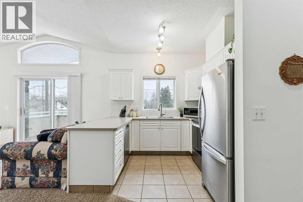 308, 20 Country Hills View Nw, Calgary, Alberta  T3K 5A3 - Photo 8 - A2299679