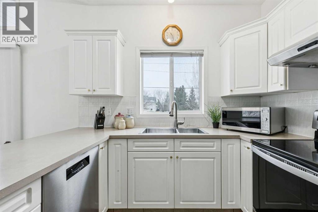 308, 20 Country Hills View Nw, Calgary, Alberta  T3K 5A3 - Photo 9 - A2299679