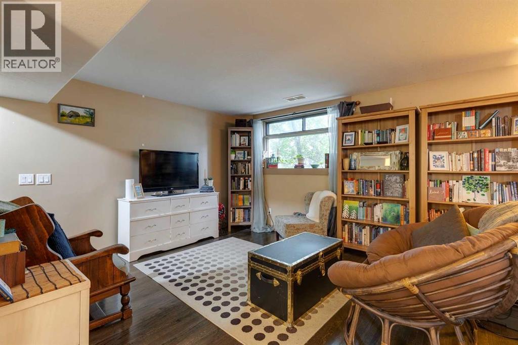 6, 2121 26 Avenue SW, Calgary, Alberta  T2T 1E7 - Photo 2 - A2300373