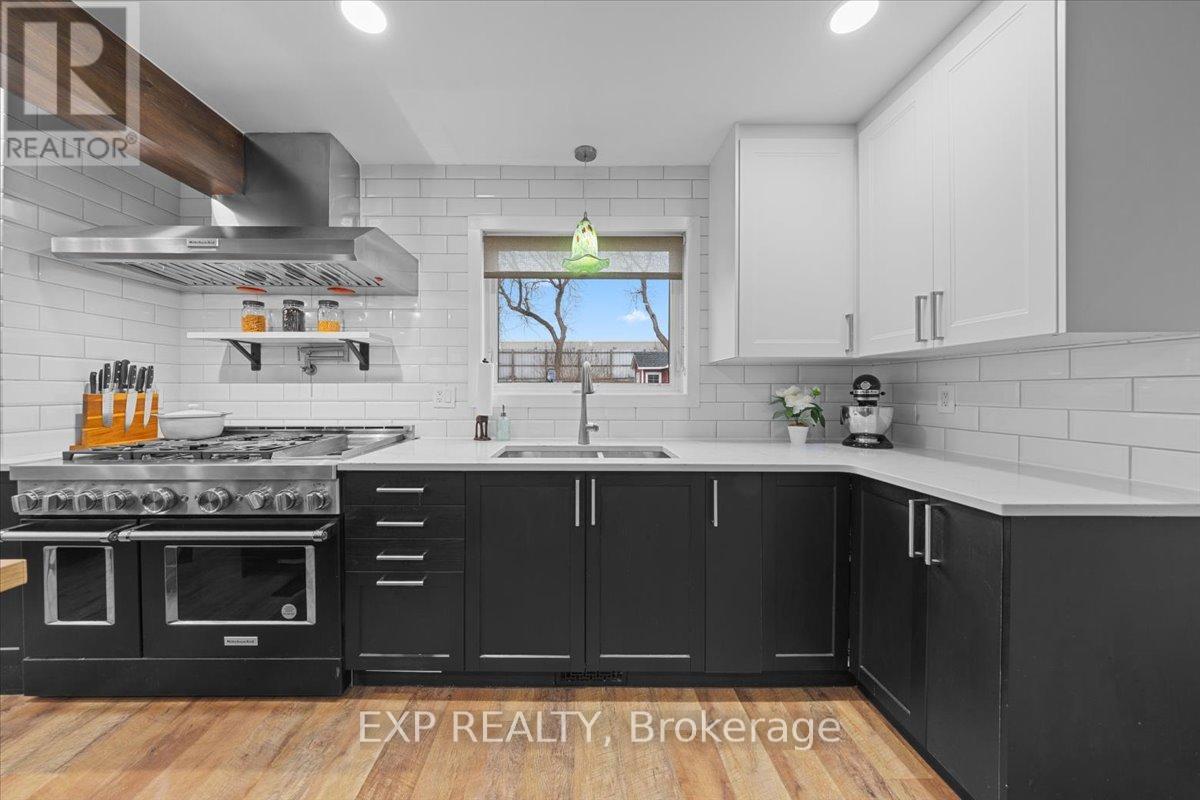 4 Bobcat Way, Ottawa, Ontario  K2S 1P3 - Photo 12 - X12991560