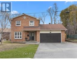 4 BOBCAT WAY, Ottawa, Ontario