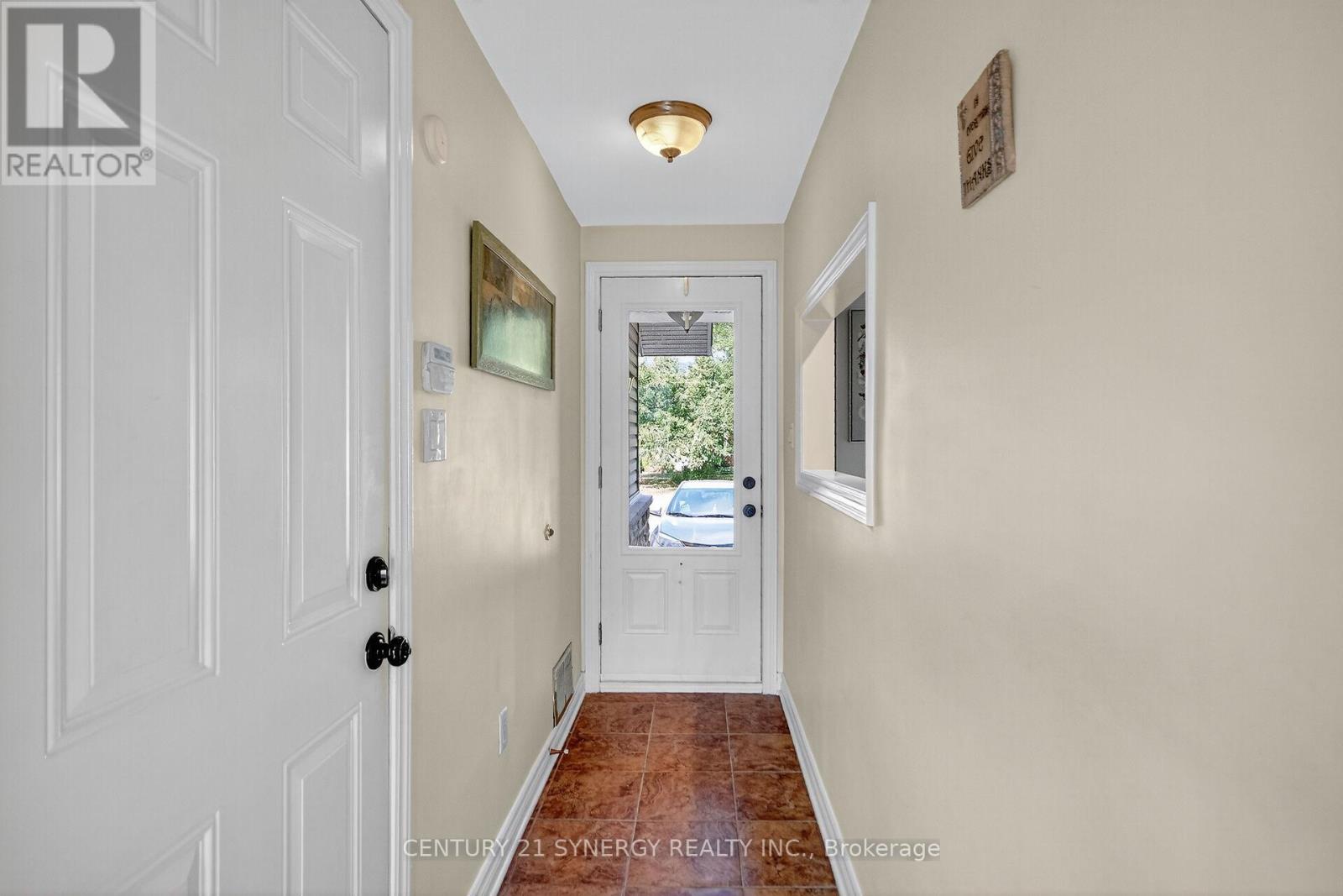 61 Fieldgate Drive, Ottawa, Ontario  K2J 1V3 - Photo 4 - X12991592