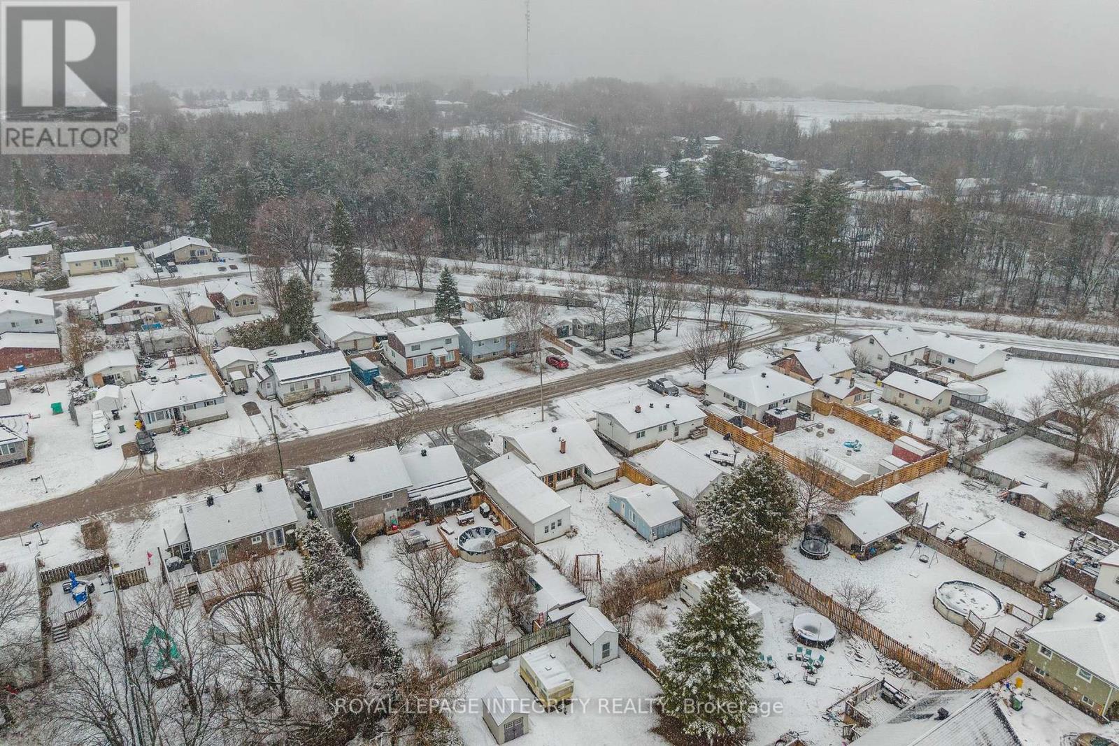 651 Lorne Street W, Laurentian Valley, Ontario K8A 6T7 - Photo 27 - X12991620