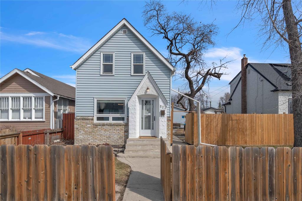 523 Bannerman Avenue, winnipeg, Manitoba
