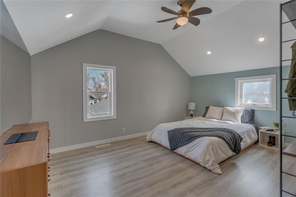 523 Bannerman Avenue, Winnipeg, Manitoba  R2W 0V7 - Photo 11 - 202606983