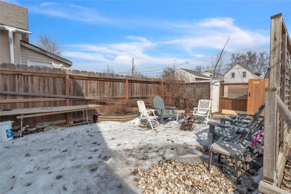 523 Bannerman Avenue, Winnipeg, Manitoba  R2W 0V7 - Photo 23 - 202606983