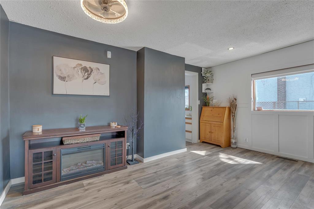 523 Bannerman Avenue, Winnipeg, Manitoba  R2W 0V7 - Photo 5 - 202606983