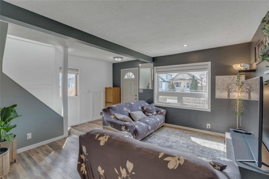 523 Bannerman Avenue, Winnipeg, Manitoba  R2W 0V7 - Photo 6 - 202606983