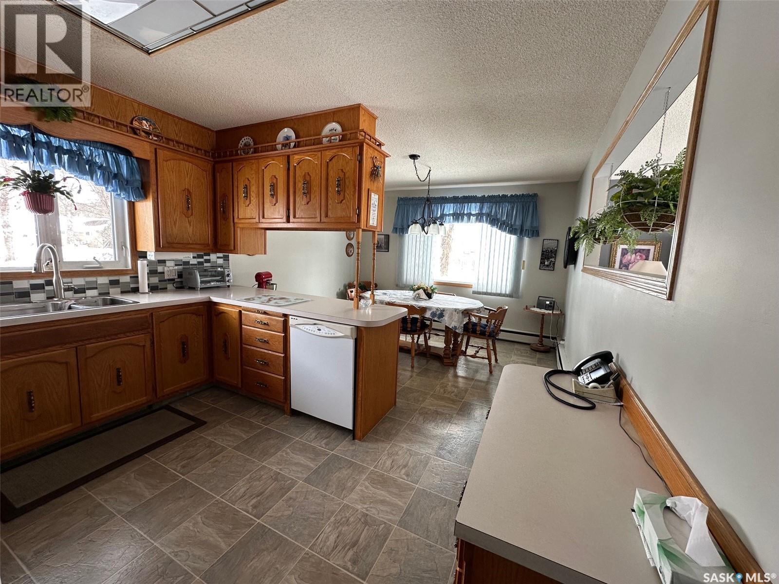 400 Gallaway Street, Estevan, Saskatchewan  S4A 0A9 - Photo 10 - SK031694