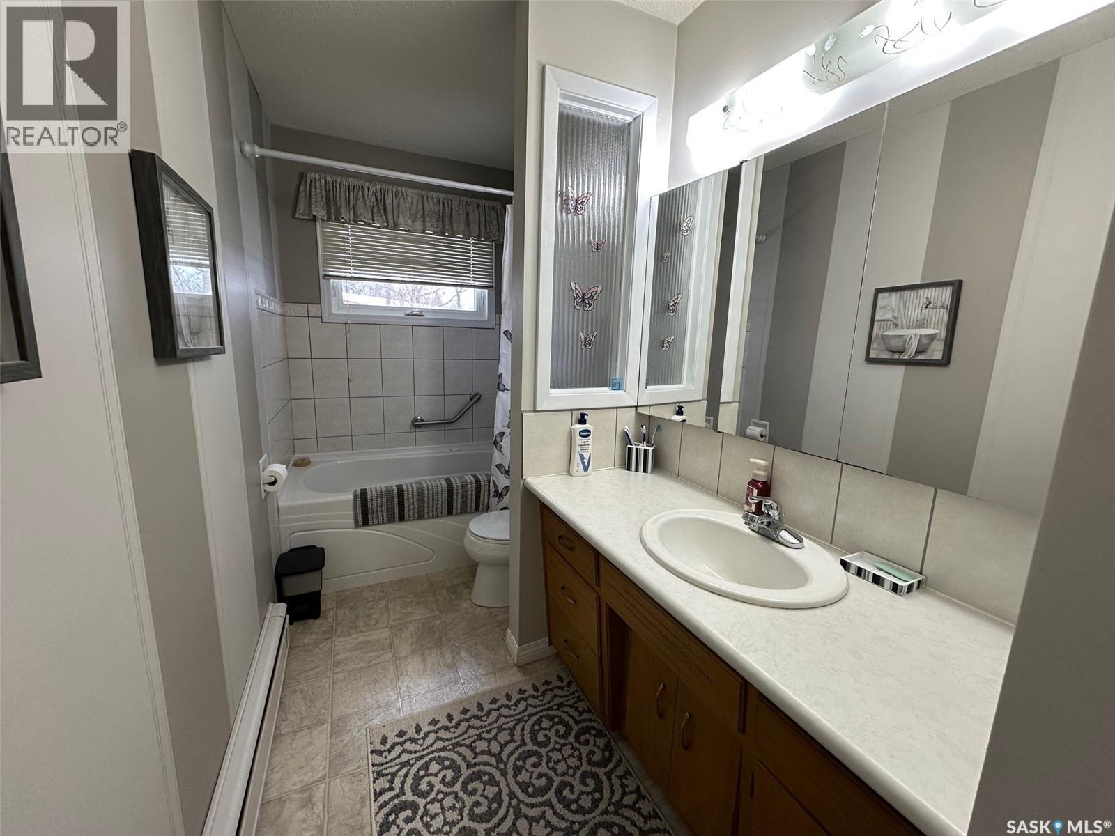 400 Gallaway Street, Estevan, Saskatchewan  S4A 0A9 - Photo 15 - SK031694