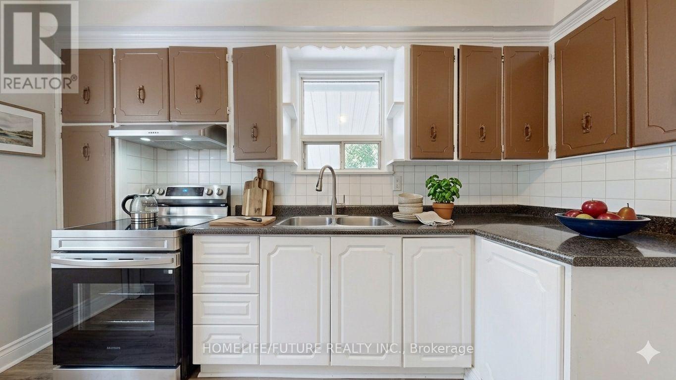 Main - 3732 St Clair Avenue E, Toronto, Ontario  M1M 1T7 - Photo 2 - E12895620