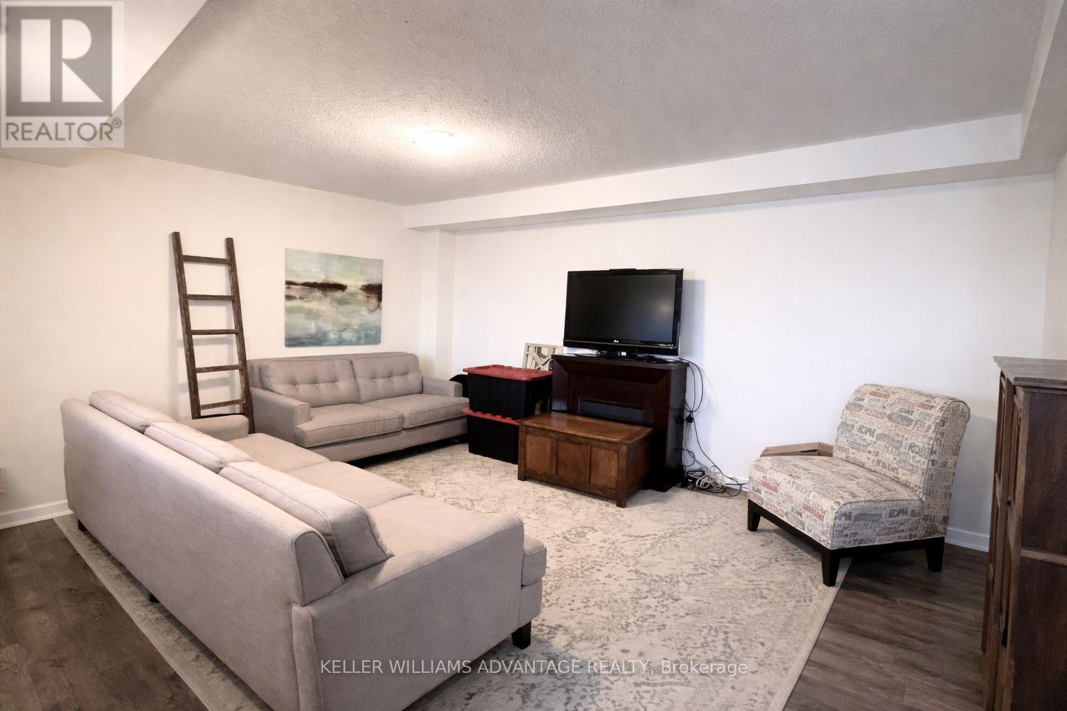 73 Cleanside Road, Toronto, Ontario  M1L 0J4 - Photo 3 - E12989982