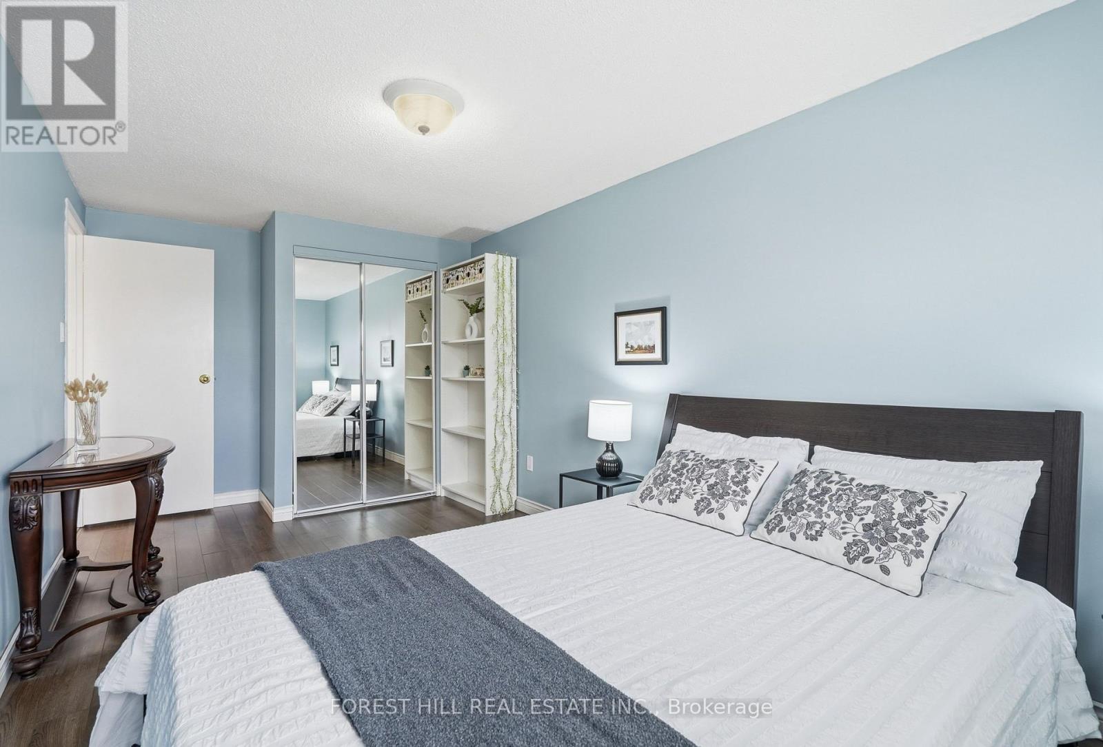 26 Laurel Valley Court, Vaughan, Ontario  L4K 2B3 - Photo 19 - N12976146