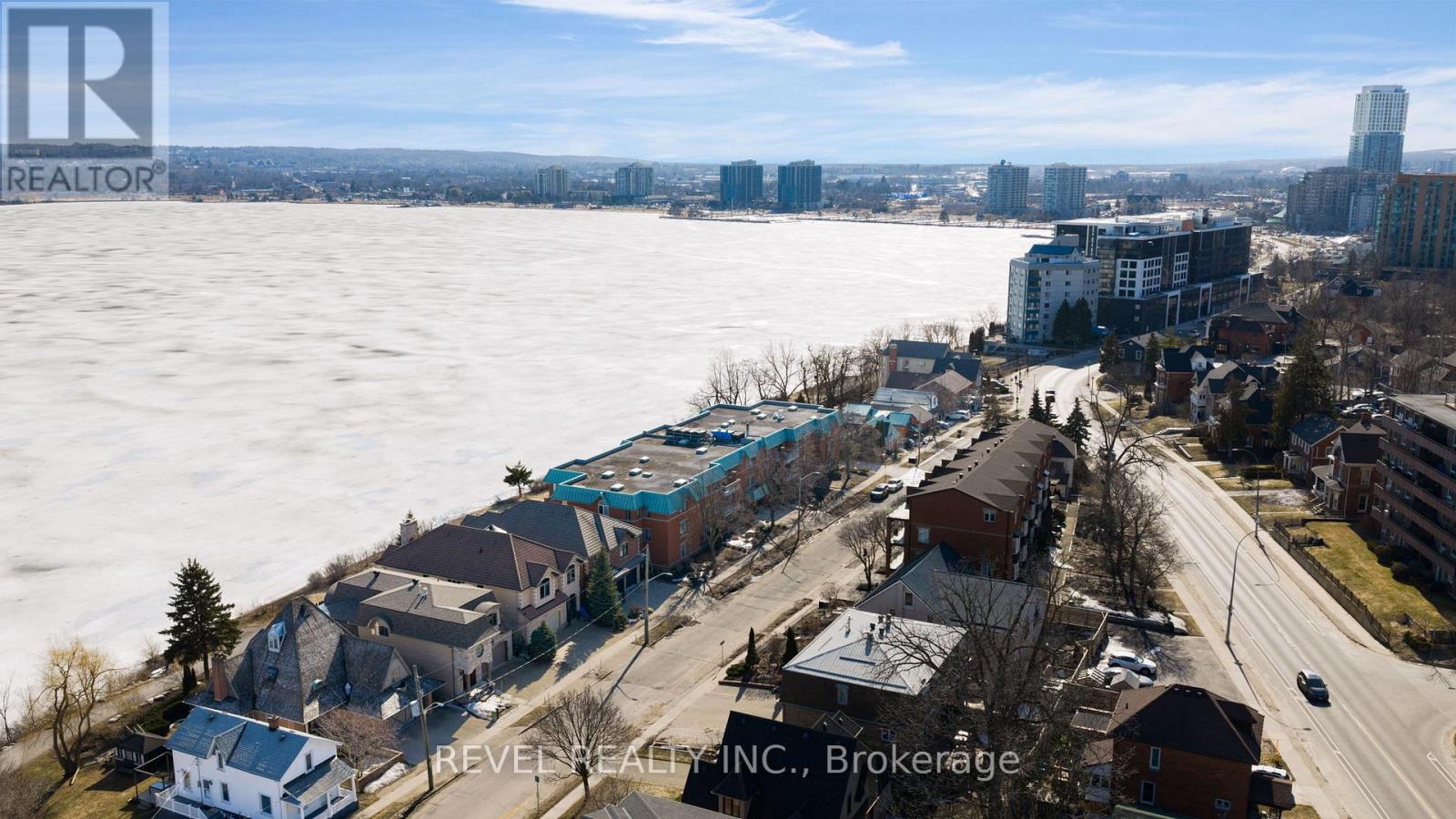 304 - 21 Kempenfelt Drive, Barrie, Ontario  L4M 1B8 - Photo 30 - S12979662