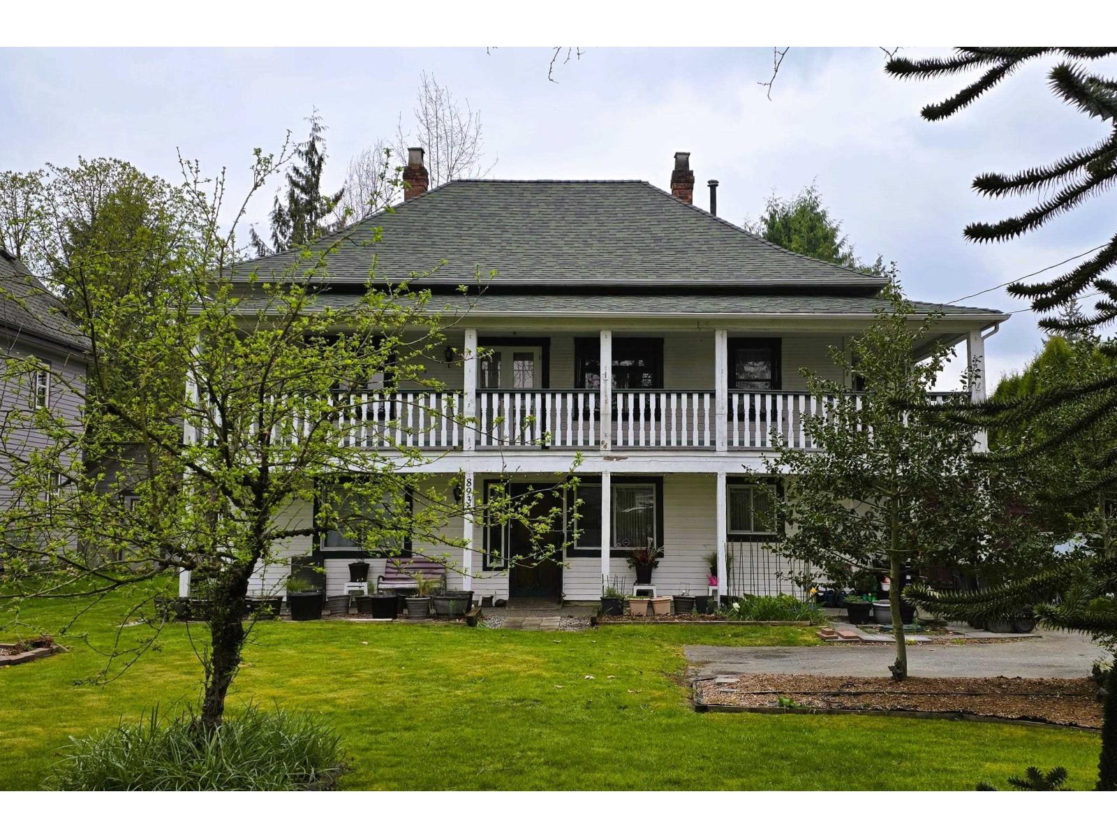 8935 GLOVER ROAD, Langley, British Columbia