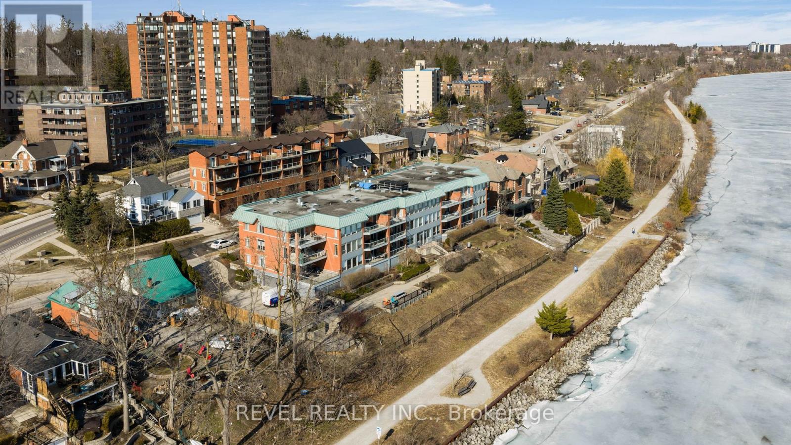 304 - 21 Kempenfelt Drive, Barrie, Ontario  L4M 1B8 - Photo 28 - S12979662