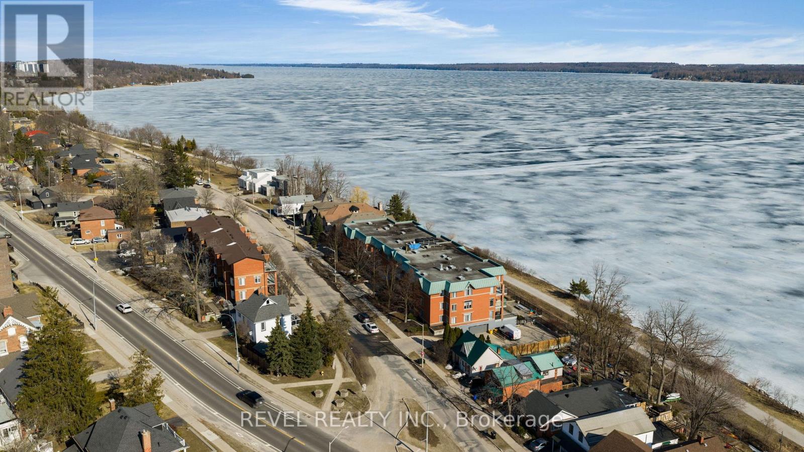 304 - 21 Kempenfelt Drive, Barrie, Ontario  L4M 1B8 - Photo 33 - S12979662