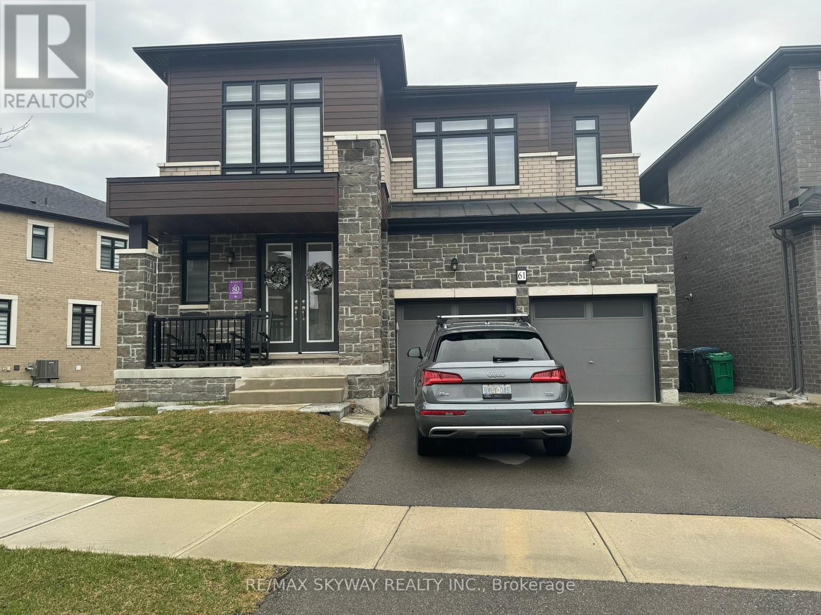 61 MOORCROFT PLACE, Brampton, Ontario