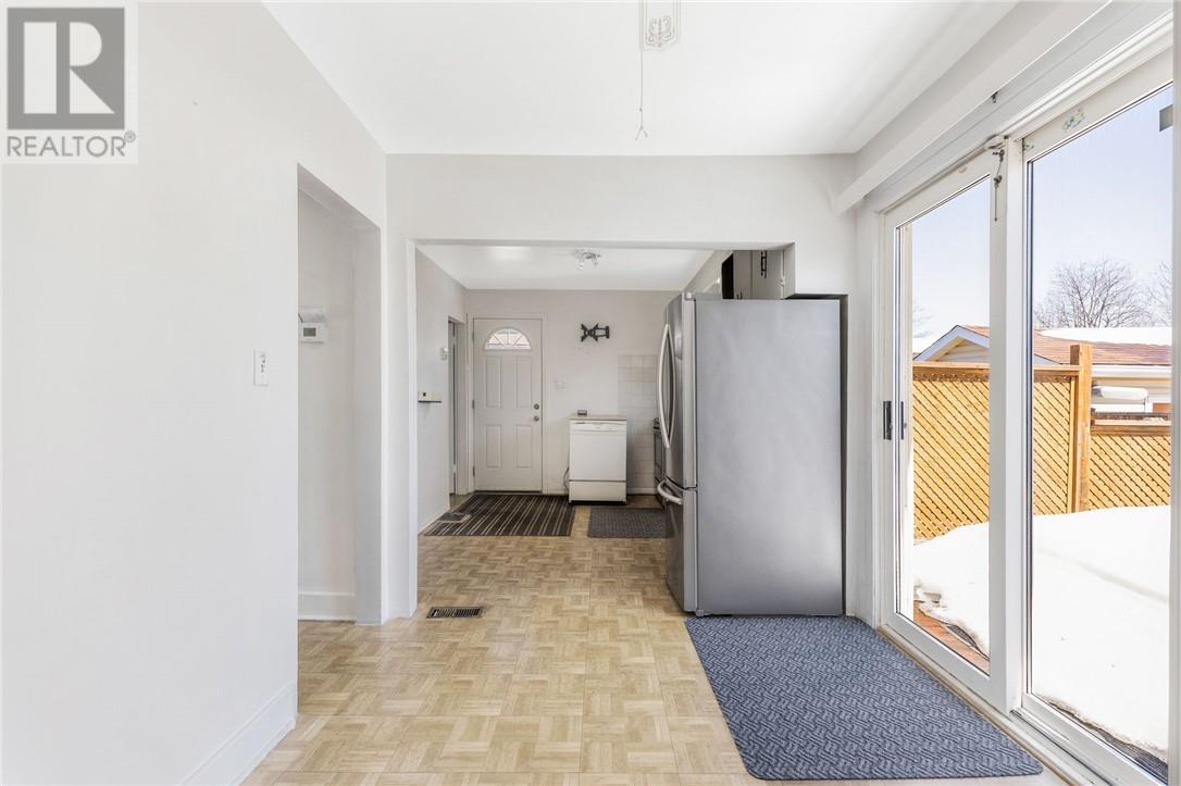 1078 Madeleine Avenue, Sudbury, Ontario  P3A 3A3 - Photo 12 - 2127093