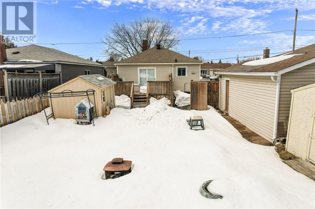 1078 Madeleine Avenue, Sudbury, Ontario  P3A 3A3 - Photo 6 - 2127093