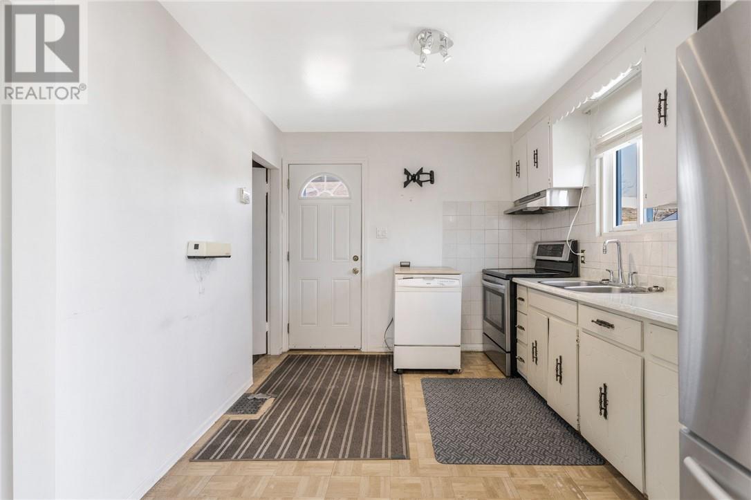 1078 Madeleine Avenue, Sudbury, Ontario  P3A 3A3 - Photo 7 - 2127093