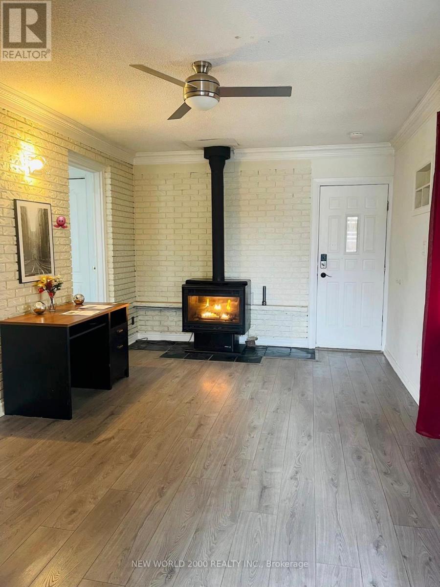 62 Champlain Avenue, Welland, Ontario  L3C 2L7 - Photo 4 - X12845610