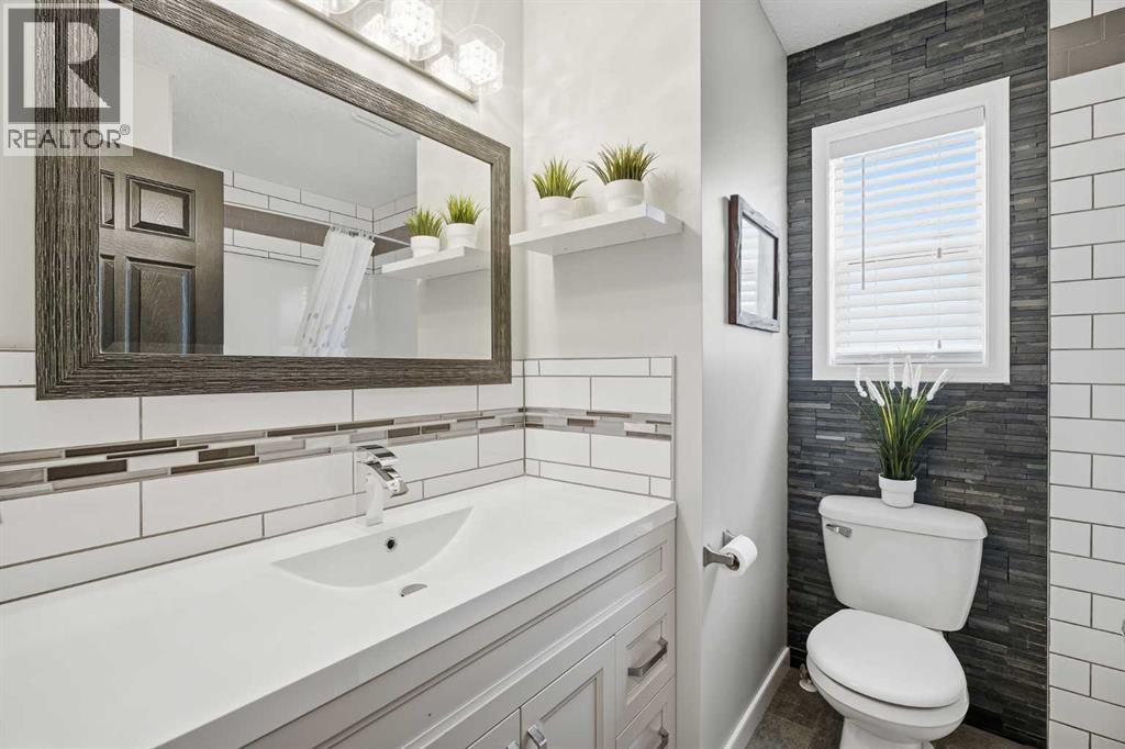 912 Silver Creek Drive Nw, Airdrie, Alberta  T4B 2P6 - Photo 20 - A2299729