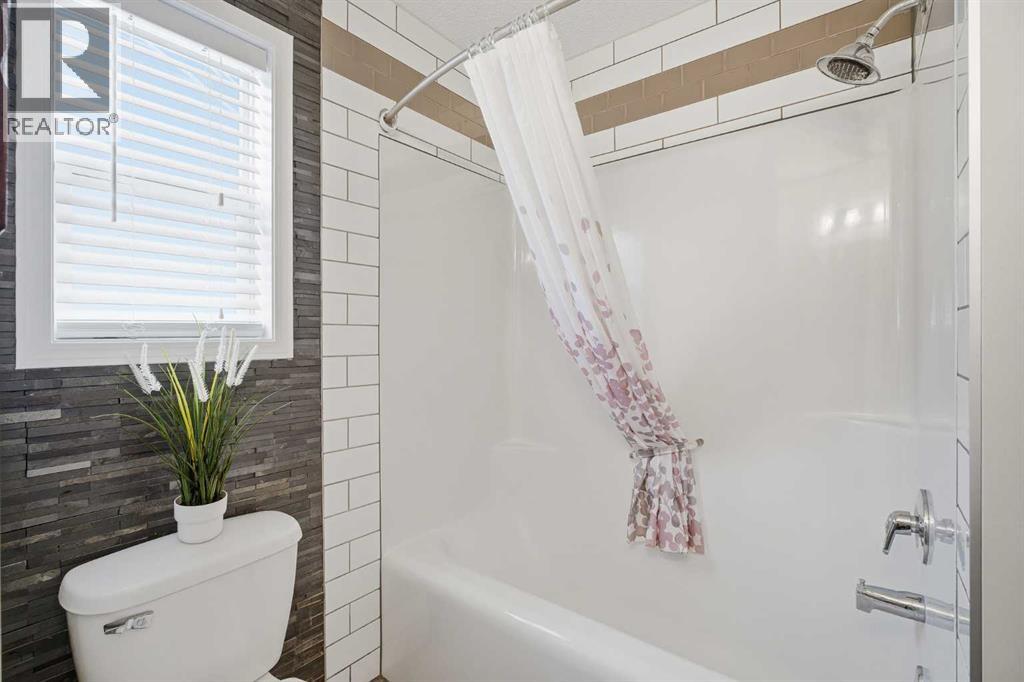 912 Silver Creek Drive Nw, Airdrie, Alberta  T4B 2P6 - Photo 21 - A2299729