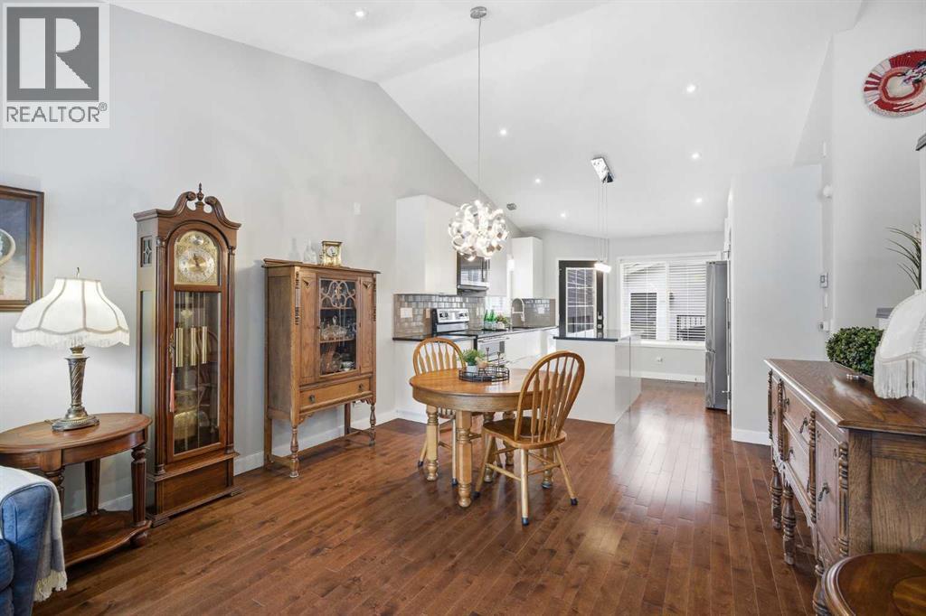 912 Silver Creek Drive Nw, Airdrie, Alberta  T4B 2P6 - Photo 5 - A2299729