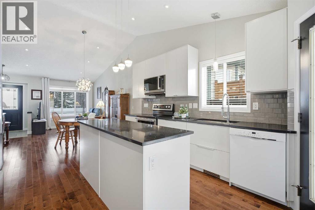 912 Silver Creek Drive Nw, Airdrie, Alberta  T4B 2P6 - Photo 10 - A2299729