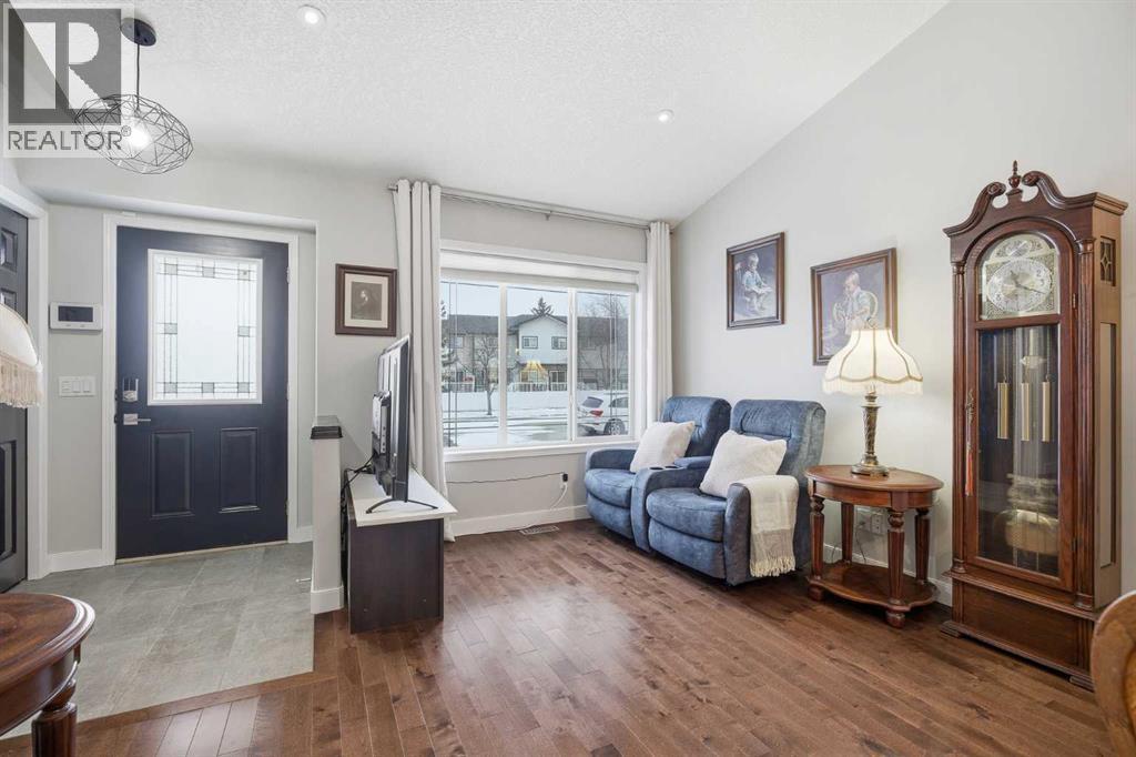 912 Silver Creek Drive Nw, Airdrie, Alberta  T4B 2P6 - Photo 3 - A2299729