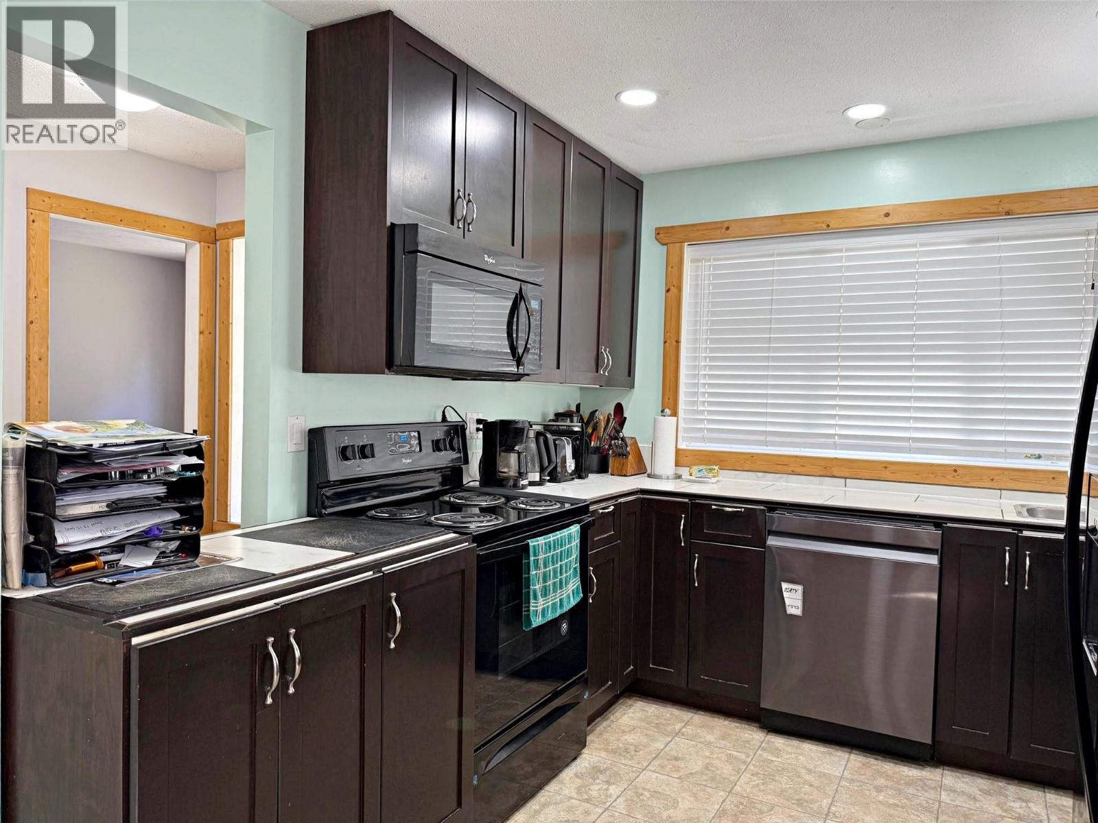 4385 Mountain Road, Barriere, British Columbia  V0E 1E0 - Photo 4 - 10382908