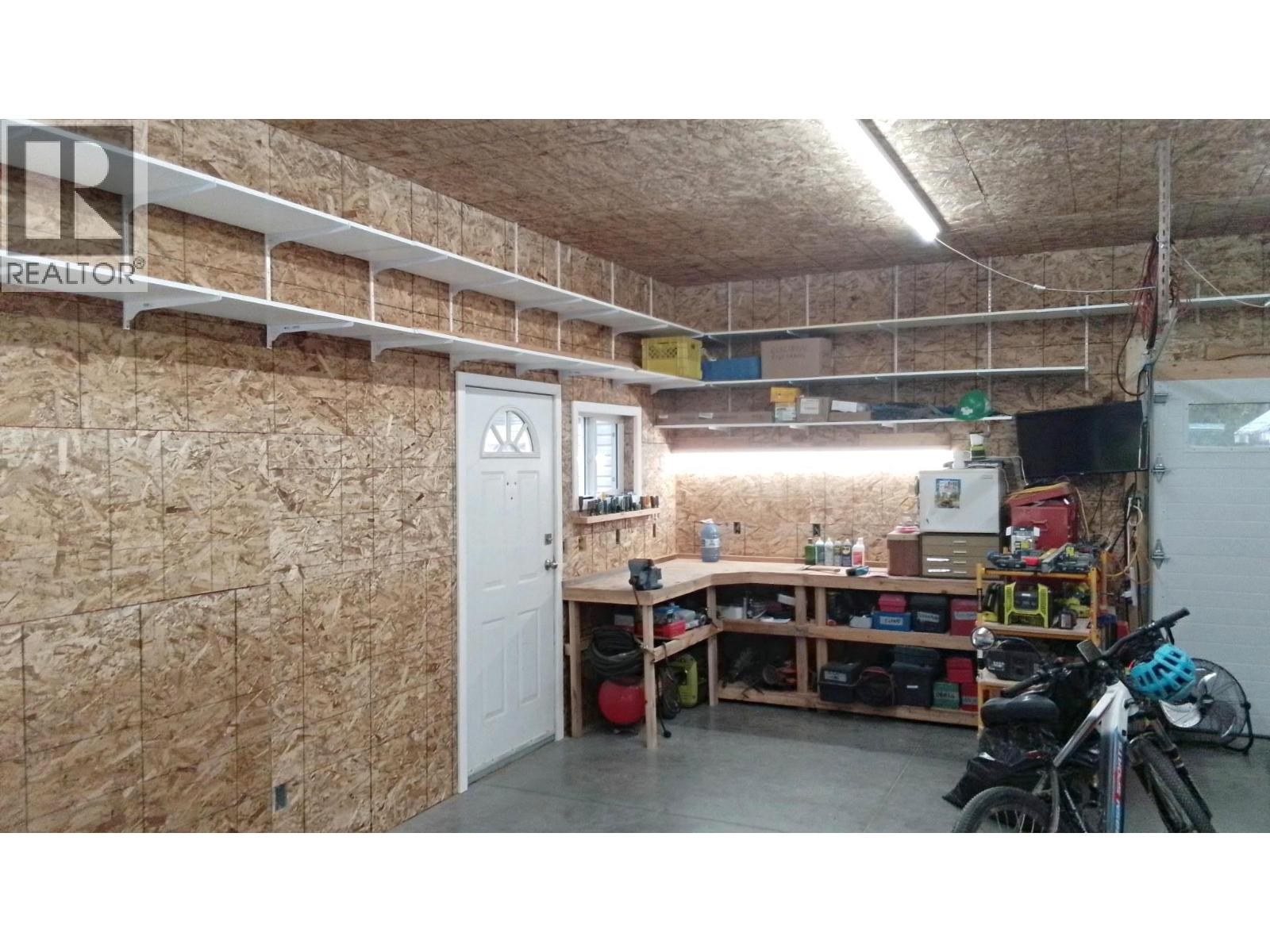 4385 Mountain Road, Barriere, British Columbia  V0E 1E0 - Photo 28 - 10382908