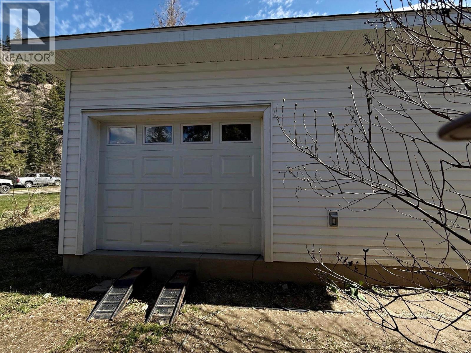 4385 Mountain Road, Barriere, British Columbia  V0E 1E0 - Photo 26 - 10382908